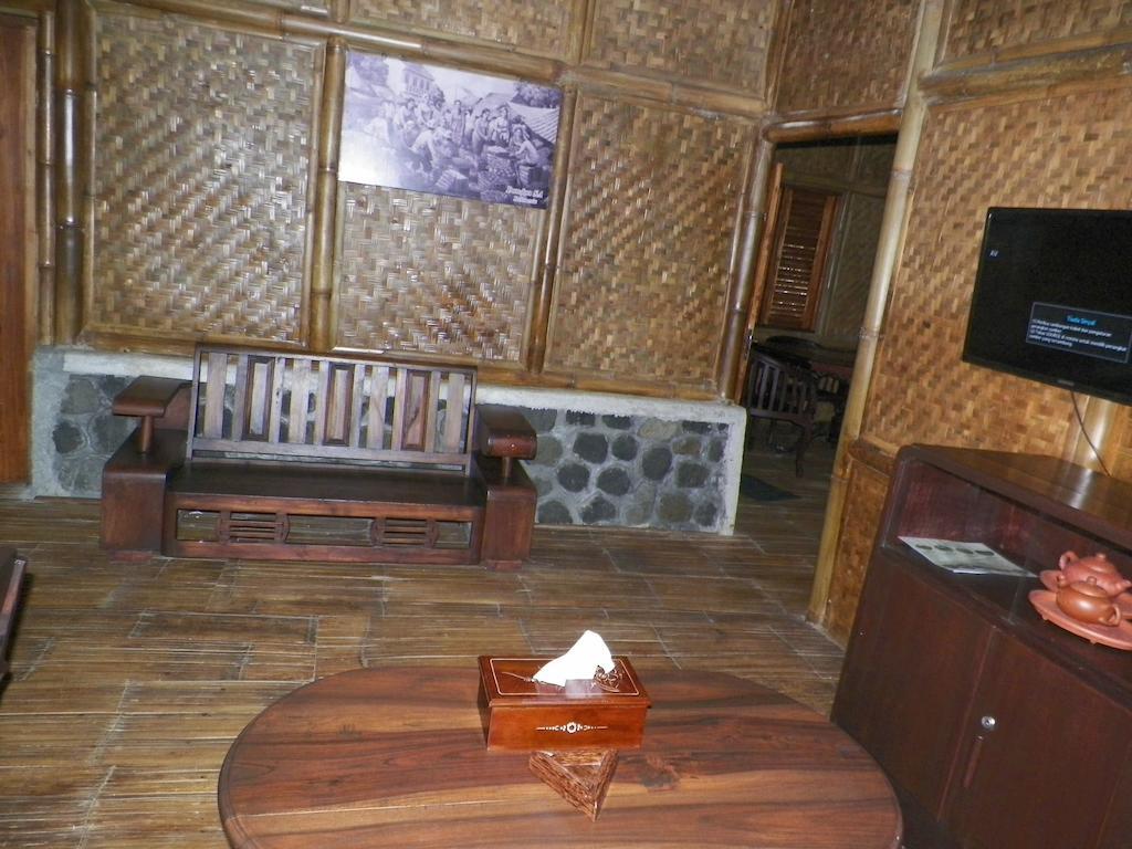 Villa Kampung Karuhun Sutan Raja Bandung Room photo