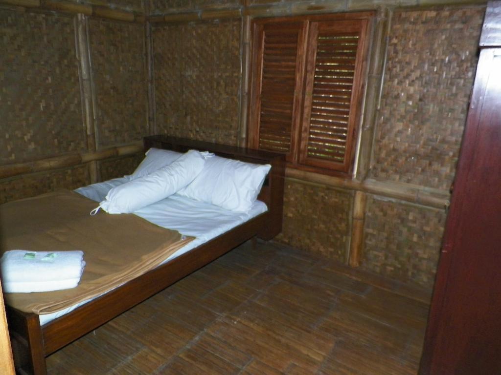 Villa Kampung Karuhun Sutan Raja Bandung Room photo