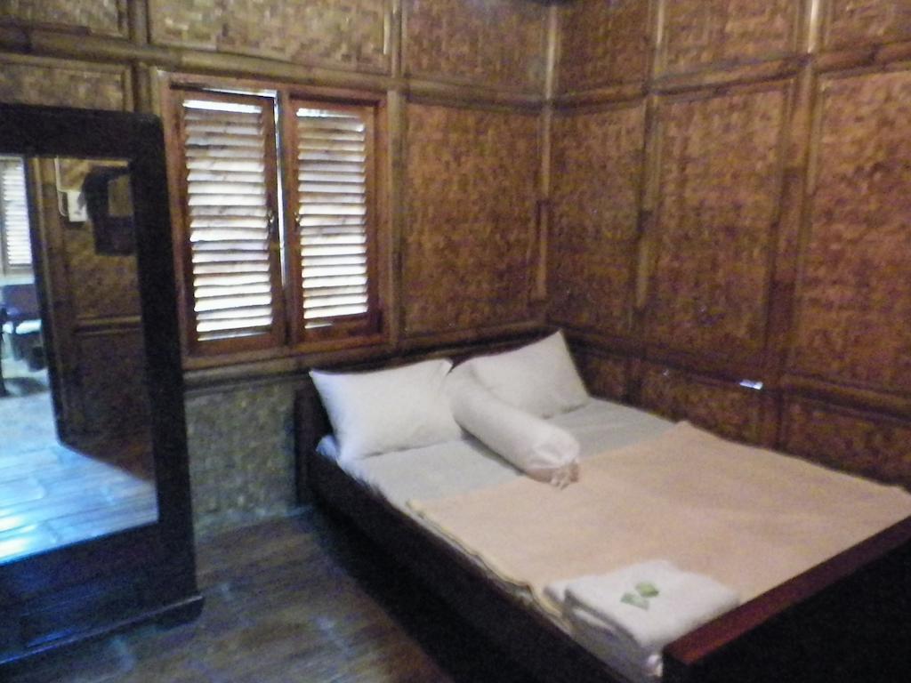 Villa Kampung Karuhun Sutan Raja Bandung Room photo