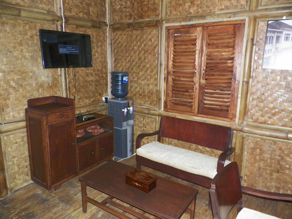 Villa Kampung Karuhun Sutan Raja Bandung Room photo